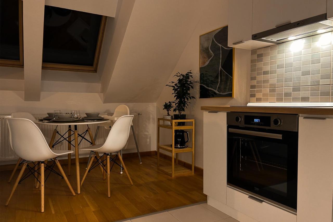 Appartamento Downtown C22 Bucarest Esterno foto