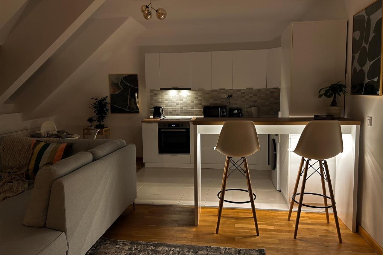 Appartamento Downtown C22 Bucarest Esterno foto